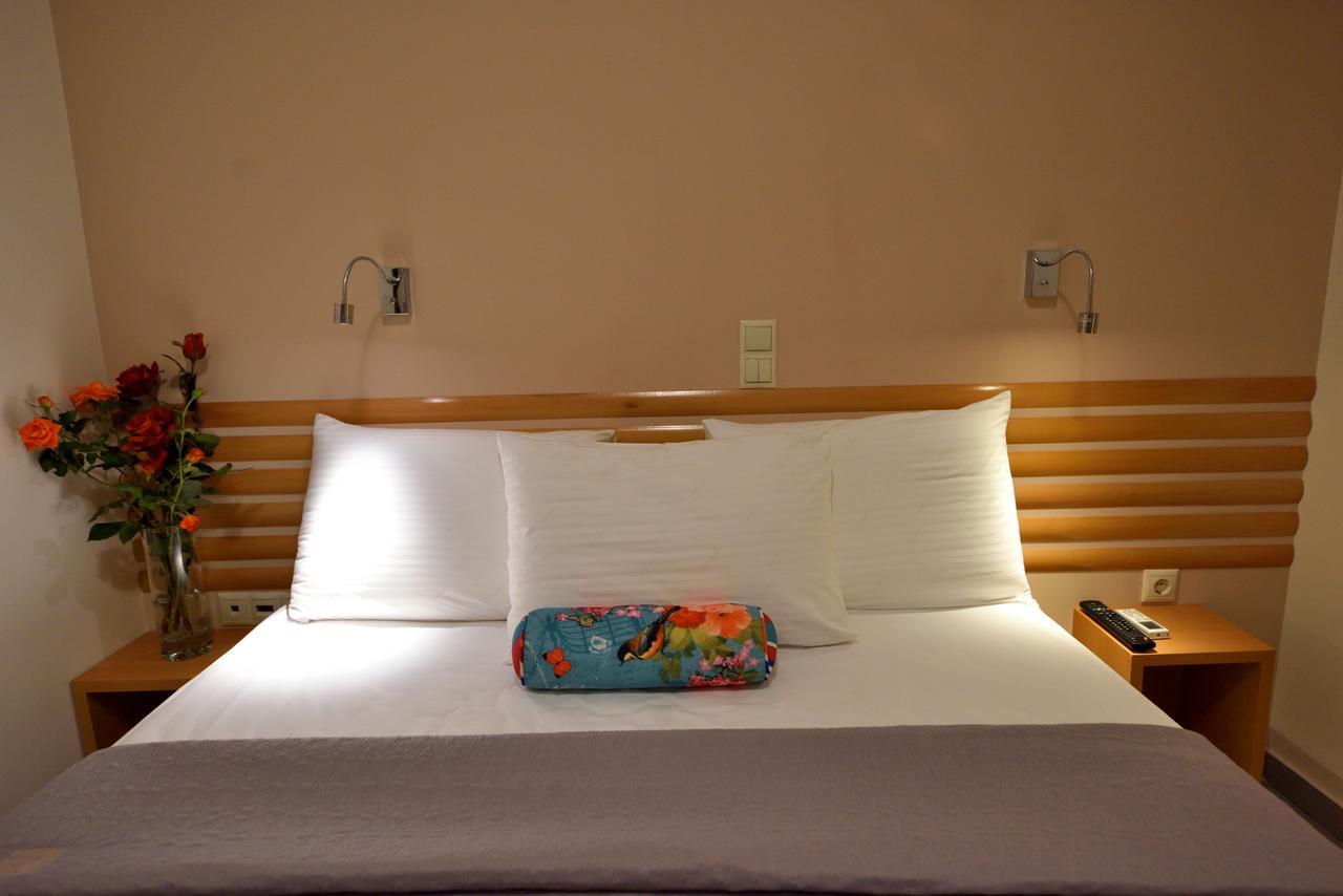 Edem Suites มาราโธโพลิส ภายนอก รูปภาพ